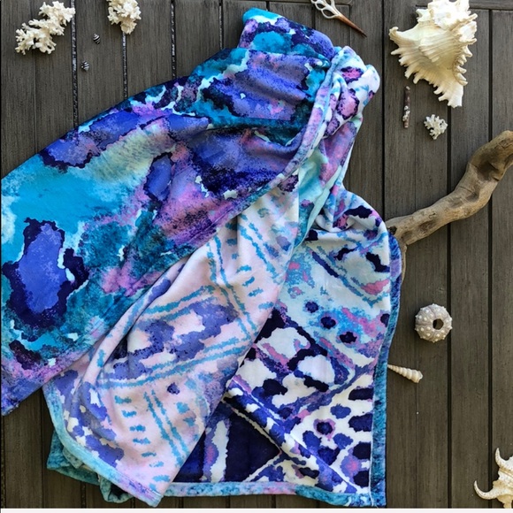 🌴🔆THROW BLANKET🔆🌴 - Picture 4 of 15